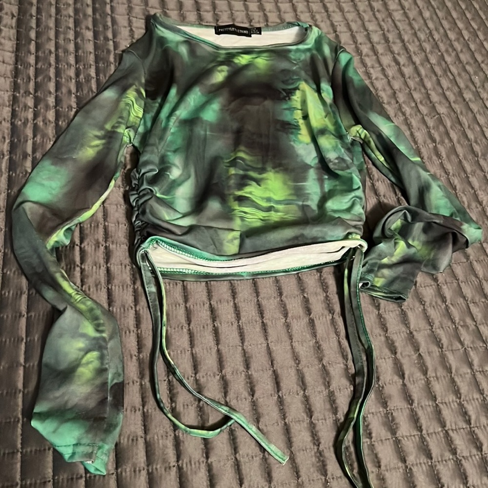 Crop top with long Sleeves